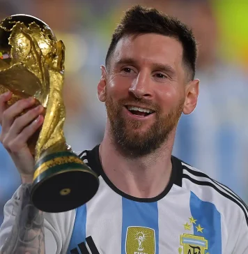 Lionel Messi First PSG goal against Man City. Lionel Messi